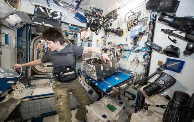 Россия может сократить численность своего экипажа на МКС из-за экономии