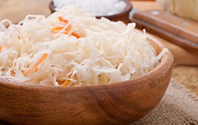Эту квашеную капусту можно есть уже на третий день: идеально для здоровья кишечника (видео)