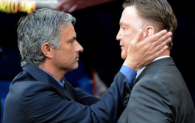 Манчестер Юнайтед - Челси: Матч станет последним для Луи ван Гаала