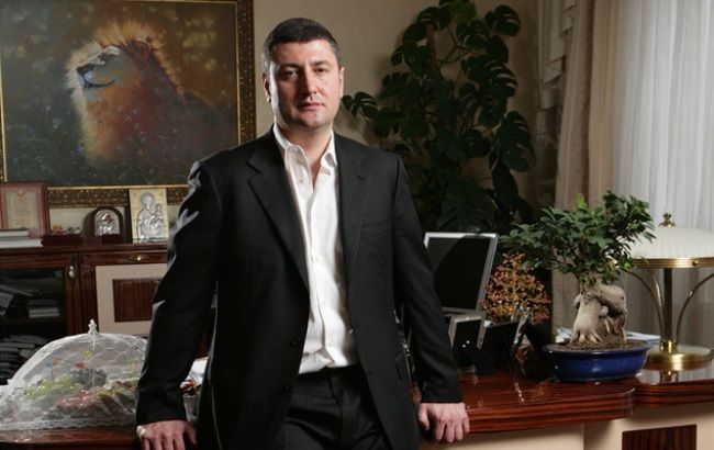 Что касается рынка земли, то нарезать землю по 200 га - это полушаги, - Бахматюк