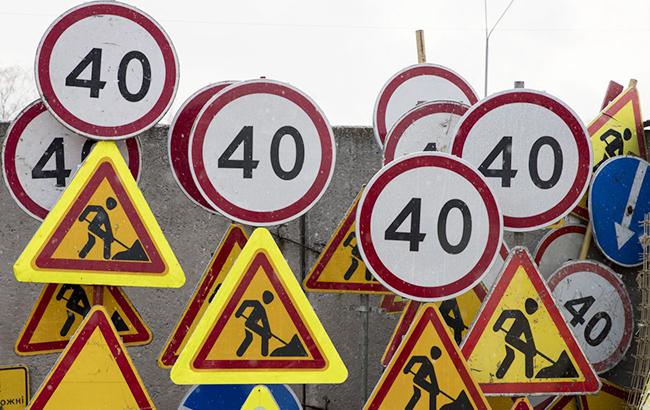 На трассах Киев-Одесса и Киев-Харьков завтра будет частично ограничено движение