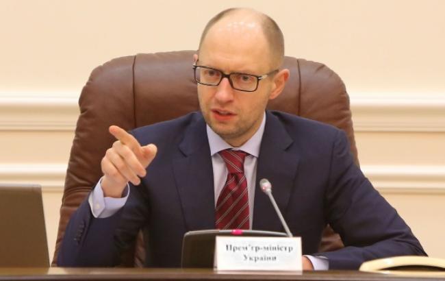 Яценюк: смертность на дорогах в 2014 г. увеличилась на 22%