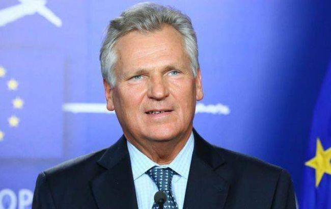 Экс-президент Польши предостерег Зеленского от политического преследования Порошенко