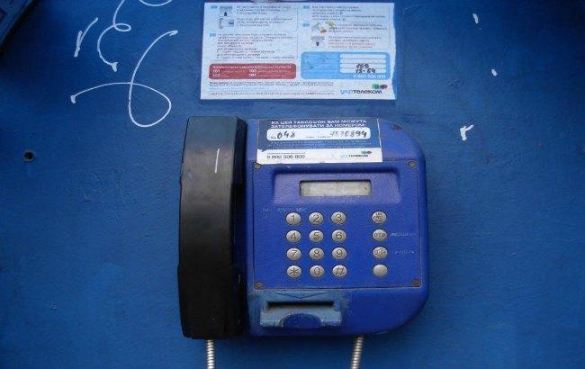 В "Укртелекоме" отмечают увеличение интереса украинцев к уличным таксофонам