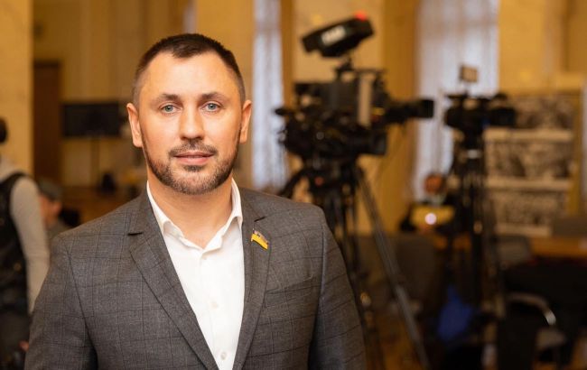 Стріхарський: Національне військове меморіальне кладовище дозволить увічнювати пам&rsquo;ять загиблих героїв