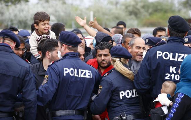 Польща допоможе Угорщині в охороні кордону