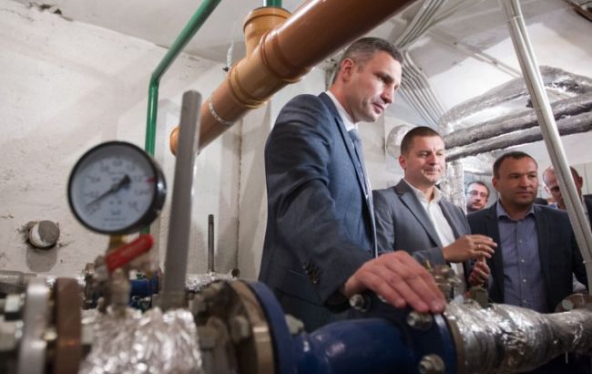 У Кличко начали устанавливать в киевских домах погодную систему регулирования тепла