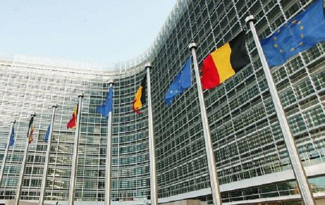 Еврокомиссия и 8 стран выделят 1,6 миллиарда долларов беженцам Сирии