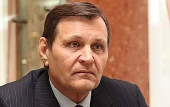 Экс-нардеп от ПР обвинил Ефремова в сдаче Луганска России