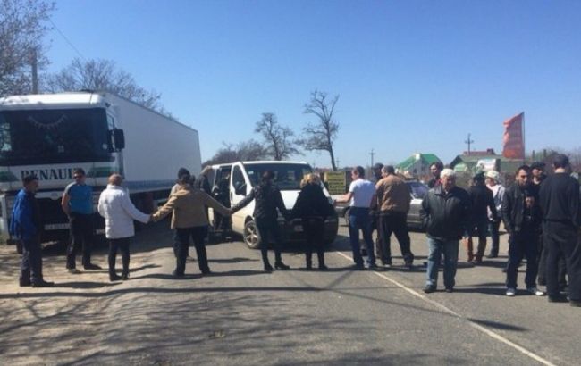 Протестующие против пестицидного завода перекрывали трассу Киев-Харьков