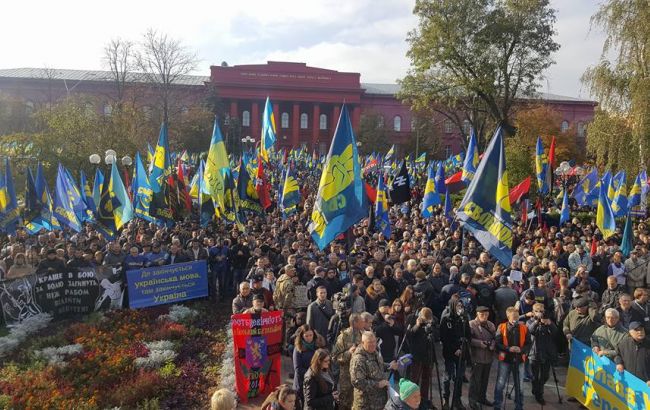 В Киеве на Марше славы произошел конфликт между "свободовцами" и полицией