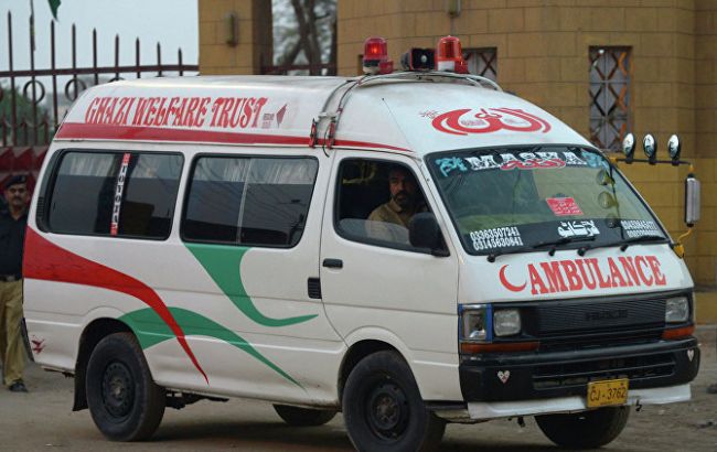 В Пакистане грузовик врезался в здание школы, погибли 5 человек