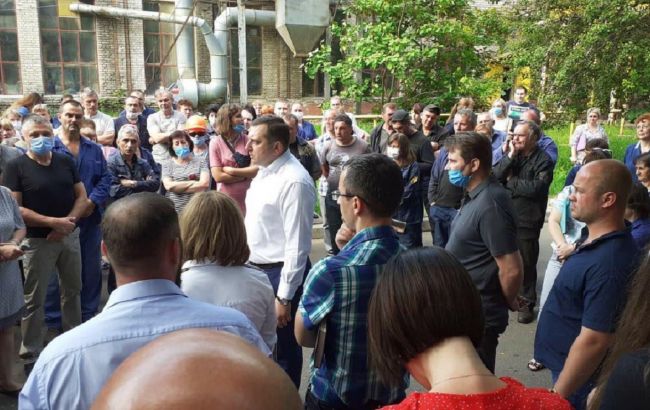 "Электротяжмаш" задолжал свыше 34 млн зарплаты, рабочие вышли на забастовку&nbsp;