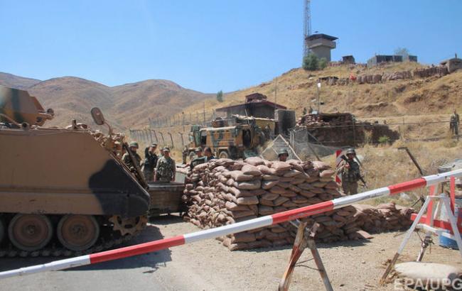 Взрыв в Турции: ранены 12 военнослужащих