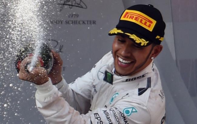 Формула-1: Льюис Хэмилтон досрочно стал чемпионом мира