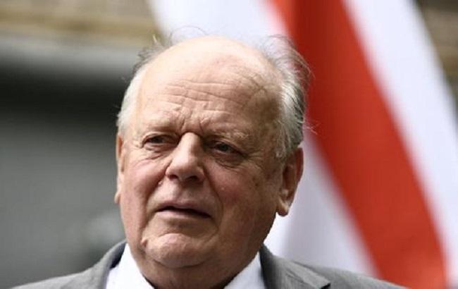 Порошенко отверг идею ввода белорусских миротворцев, - Шушкевич