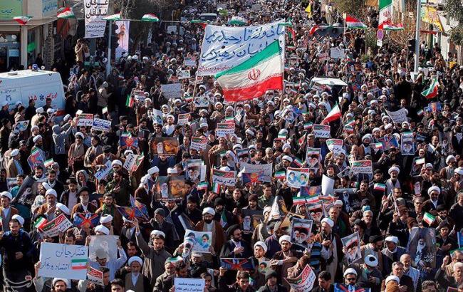 В Иране запретили преподавание английского языка в начальной школе