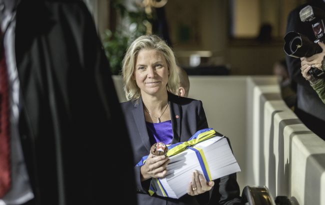 Премьер Швеции призвала Россию к деэскалации после разговора с Зеленским