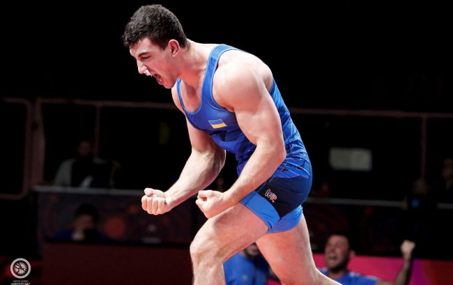 Українець Новіков став чемпіоном Європи з греко-римської боротьби