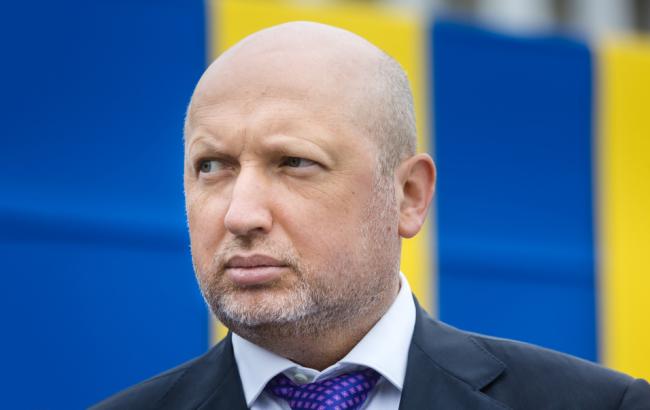 Турчинов обвинил Россию в обстрелах гражданских объектов на Донбассе