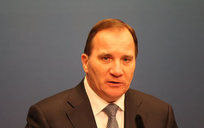 Ушедшего в отставку премьера Швеции переизбрали