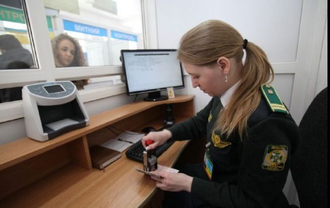 В Волынской области пограничники задержали двух африканцев с поддельными и чужими документами