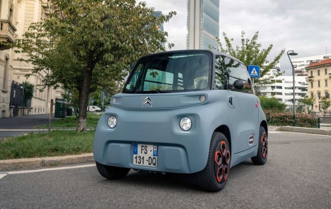 Можно ездить без прав: в Украине появился самый маленький электромобиль от Citroen