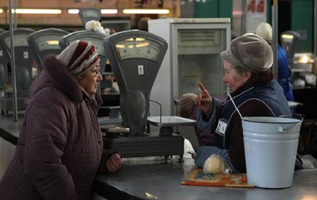 Более 40% россиян назвали экономическую ситуацию в&nbsp;РФ плохой, - опрос