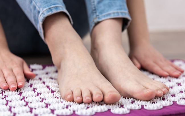 Дає відчуття бадьорості: лікар назвала масажер, яким користується 35 років