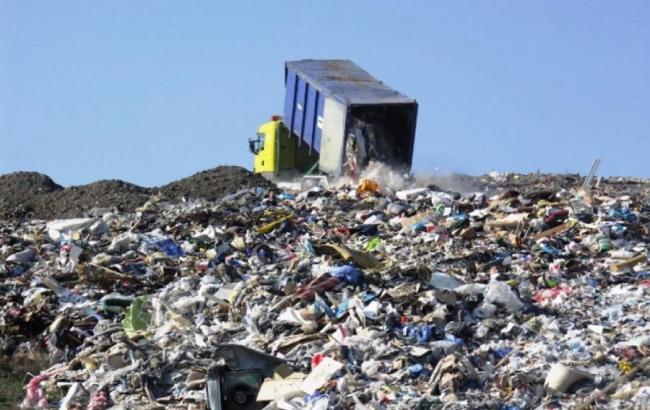 В Тернопольской области полиция обнаружила 40 тонн львовского мусора