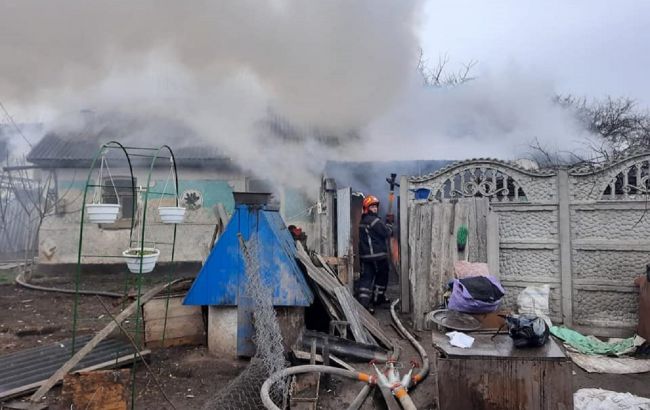 В Рівненській області загорівся нелегальний притулок для тварин