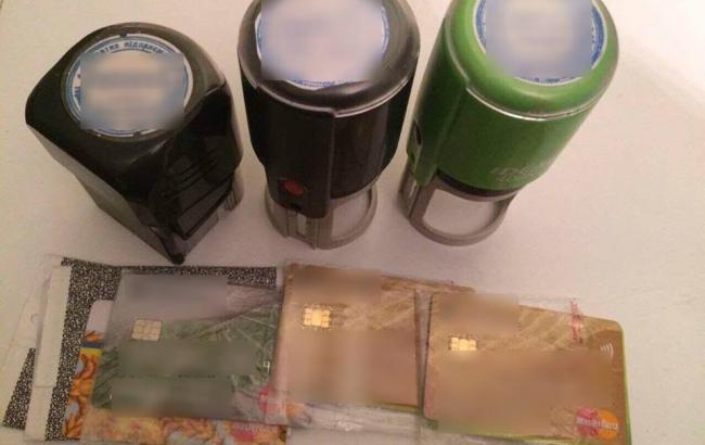 Правоохранители ликвидировали межрегиональный конвертцентр с оборотом свыше 430 млн гривен