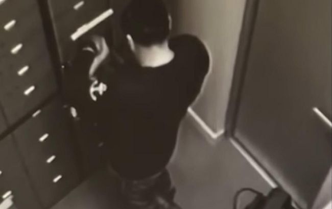 В США задержали банду, похитившую более 30 млн долларов из ячеек украинских банков