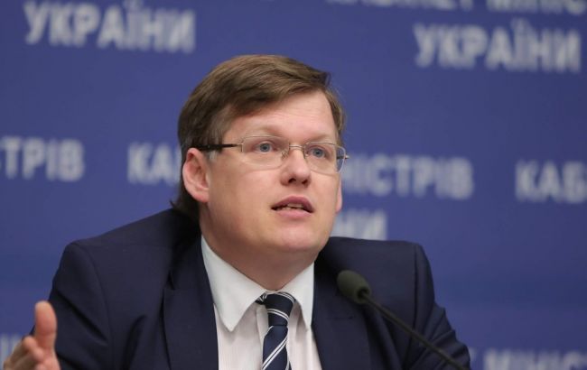 Половина работающих украинцев не платит налоги в полном объеме, - Розенко