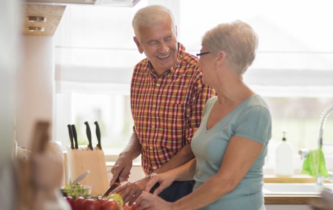 Что едят долгожители: список продуктов вас сильно удивит