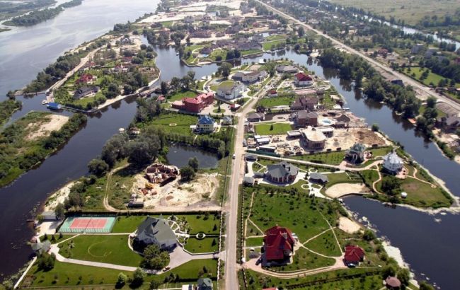 Елітну київську Кончу-Заспу закрили на карантин через сказ