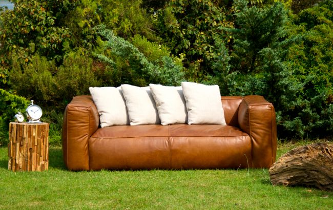 Розчаровують майже усіх: 8 видів "красивих" садових меблів, які не варто купувати