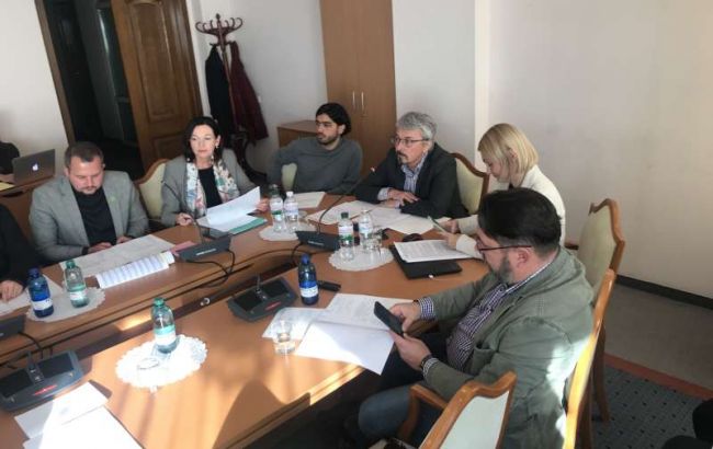 Парламенту рекомендуют принять закон об увольнении членов Нацрады