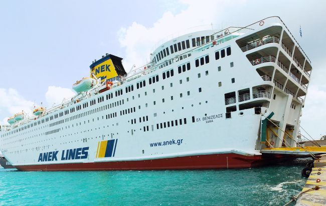 Карантин на судне в Греции: около 70 украинских моряков возвращаются в Украину