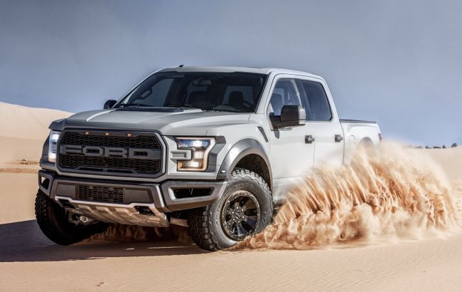 Ford припинив експорт автомобілів до Китаю