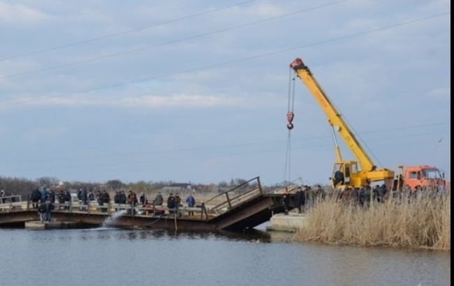 Под Николаевом утонул понтонный мост