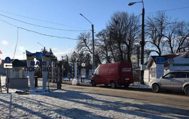 У Румунії розблокували ще один пункт пропуску на кордоні з Україною