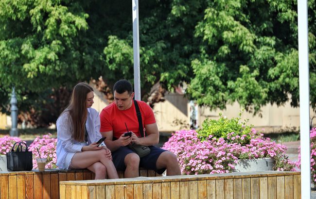 Погода в Україні сьогодні: де дощитиме, а де буде тепло до +26