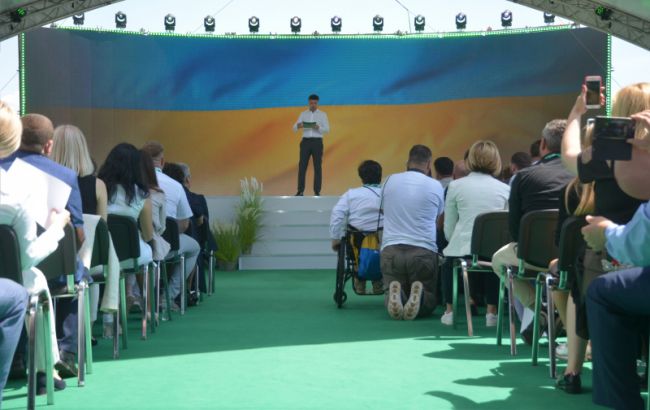 Из списка "Слуги народа" начали исключать кандидатов в депутаты