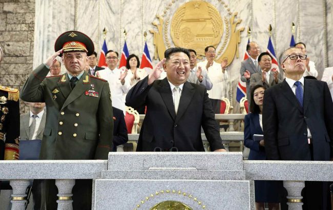 Шойгу вдруге за пів року приїхав в КНДР на зустріч з Кім Чен Ином