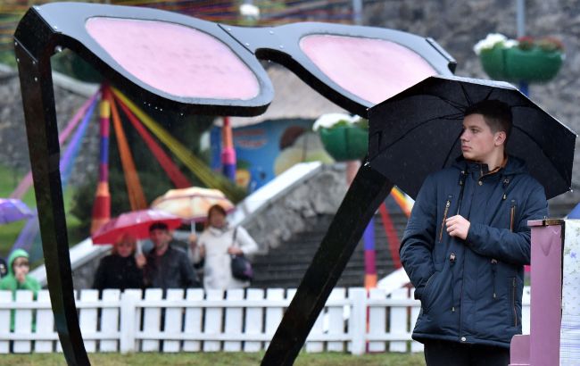 Негода насувається: які області України сьогодні накриють дощі з грозами