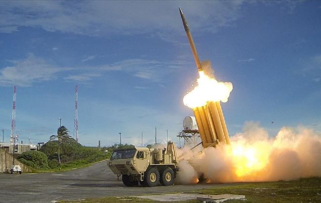 Від дорогої THAAD до F-18: що відомо про зброю, яку Україна могла попросити у США