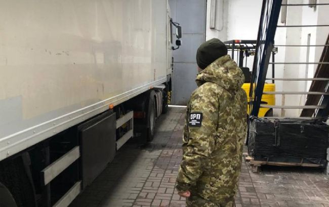 З Польщі в Україну намагалися незаконно ввезти російські автозапчастини (фото)