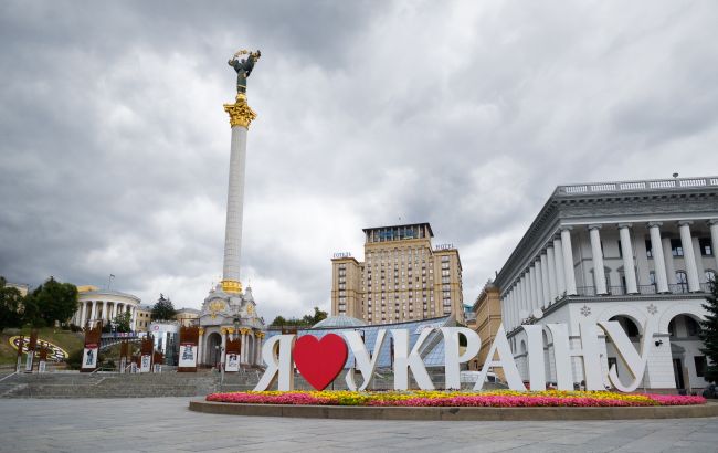 Погода в Україні на тиждень: які області заллє дощами, а де чекати спеки