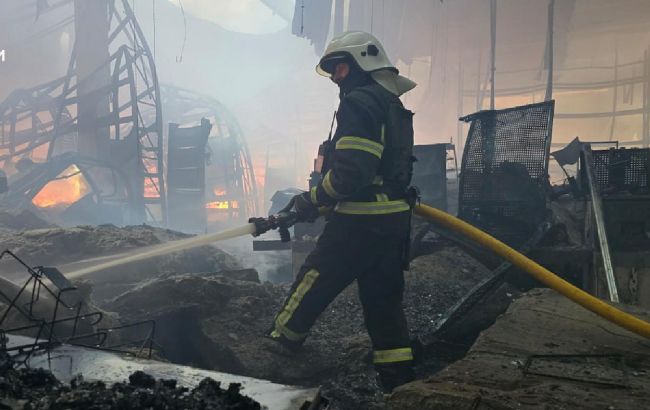 У Харкові знову зросла кількість жертв через удар по "Епіцентру"